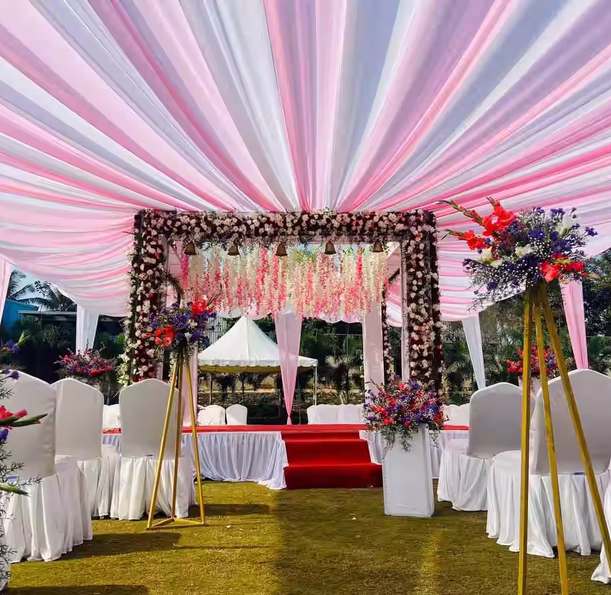 Stage & Decor